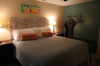 Harvest House Bed and Breakfast - 4