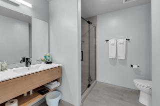 2BR Near BOK Center - Gym, Lounge, Balcony, Pet OK - Tulsa - 8