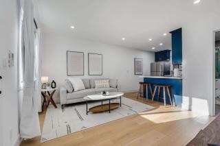 Brand New Apt W Parking Blocks From Downtown- B - 9