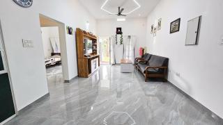 Uthuppan's 2 bedroom first floor - 2
