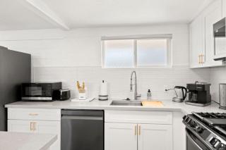 Brand New Home W Parking Blocks From Oldtown- 1a - Scottsdale - 3