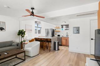 Brand New Home W Parking Blocks From Oldtown- 2b - Scottsdale - 8