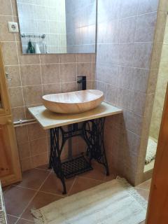 Relax Island Guesthouse - Izvoare - 4