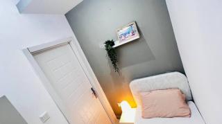Compact Partition Room in Barsha - 4