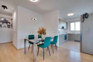 Spacious Modern 3bd Apt In Prestigious Engomi - Ayios Dhometios - 1