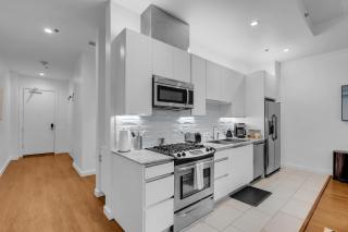 1BR Near BOK Center-Gym, Lounge, Balcony, Pets OK - Tulsa - 7