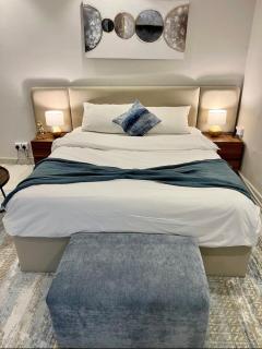 Master bed studio and side session - 2