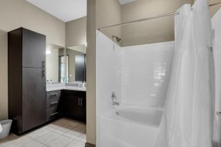 Cozy 2BR- Pool,Gym,Pkng,Near BOK Ctr&Arts Dstrct - 6