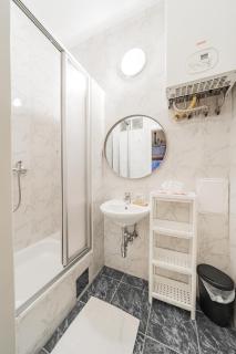 Cosy Calm Apartment near City Center - Wenen - 0