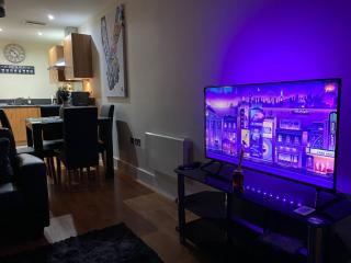 Luxury Arcadian Suite - Birmingham - 8