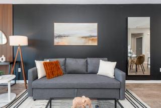 Comfy 2BR-Spring Training! w Pool, Gym & Parking - Tempe - 8