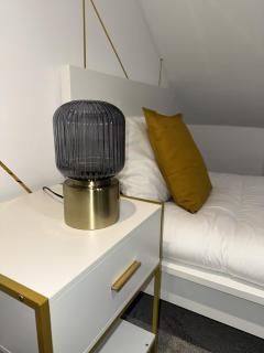 Cozy 2 Bed Home in Ilford- Contractors & Groups Welcome - Londra - 6