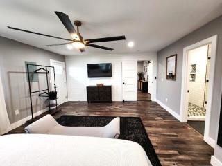 Texas Two-Step Cottage - Georgetown - 6