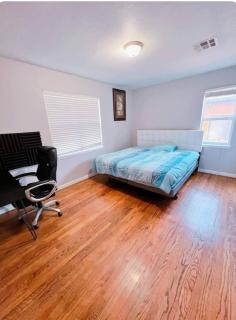 Pet friendly 3 bedroom house - Oklahoma City - 8