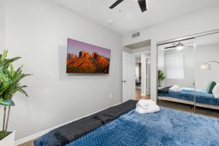 Modern 2BR-Spring Training! w Pool, Gym & Parking - Tempe - 9