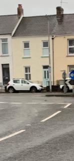 Lynne's Place - Carmarthen - 5