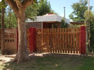 CASITA PINTORESCA EN LAS SIERRAS Y LAGO - San Roque - 4