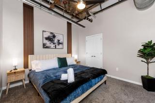 Chic 2BR-Spring Training! w Pool, Gym & Parking - Tempe - 9