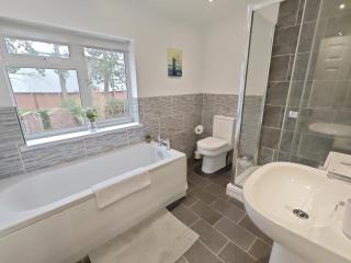 Rowditch House Spacious 3 Bed Home from Home in Derby - Derby - 1