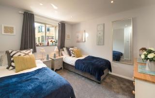 Great large 4Bed house near tube sleeps 7 -Perfect for London stays - Londra - 8