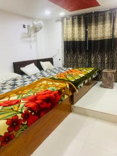 SB Hotel - Ujjain - 2