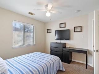 Cozy Sunterro Serenity in North Austin Pet Friendly - Austin - 7