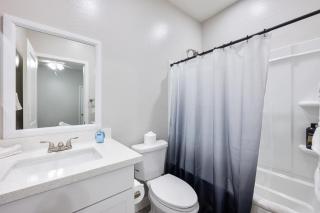 The Luxe Escape 2B2B with Free Parking - Glendale - 6