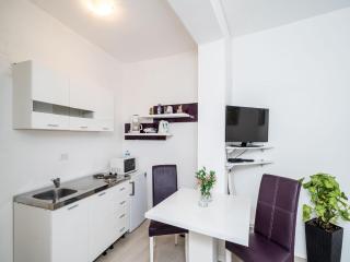 Apartments Isabora - Studio Apartment - 7