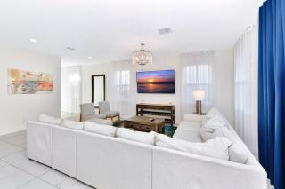 Encore Disney Villa 5 bedroom home & private pool for 12 guests 15 minutes away from all Disney Parks - 7