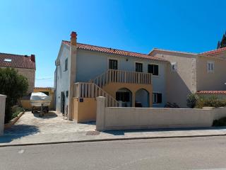 VIKBOL Appartements 1 - 8