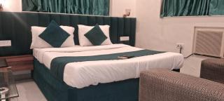 Shine Hospitality Group - Mumbai - 4