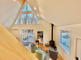 Chickadee A-Frame - Freeport - 5