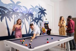 Luxury 5BR - Pool Game Room Mini Golf Fire Pit - 9