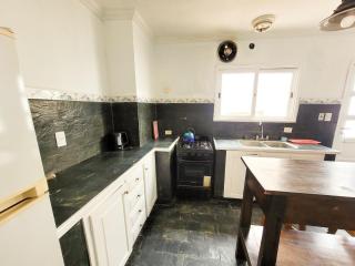 Casa Amplia 4 dormitorios - Necochea - 4