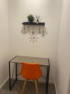 Centrally Located Apt with Parking - 7