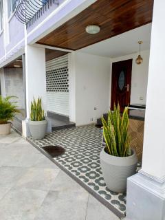 Mimo Suits y Rooms - Machala - 0
