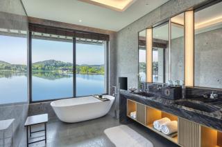 ZiYunXuanQing Resort&Spa - - 5