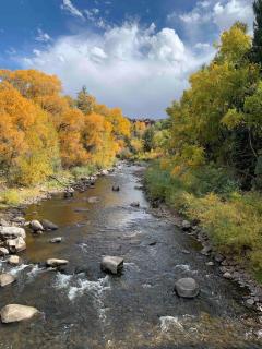 Beaver Creek, Avon condo, walk to ski shuttle - on the Eagle River - 4