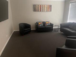 luxury on the hill-2min albury cbd - Albury - 8