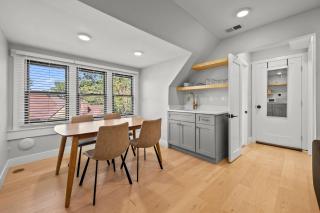 Broadway Dog-Friendly Loft with Parking - 4