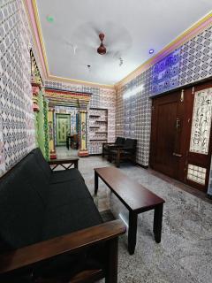 AC HOMESTAY NEAR CMC AND RAILWAY STATION 2BHK and 3 BHK - Vellore - 4