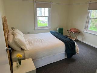 Beach front Somers 1950s family holiday home! - Somers - 4