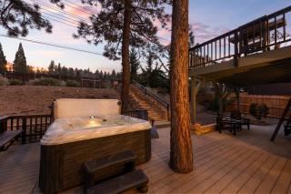 NEW Serenity Lodge Base Of Snow Summit Hot Tub - Big Bear Lake - 0