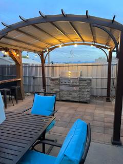 NEW Pool Spa Firepit Pool Table Sleeps 12 - 3