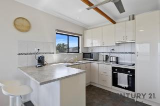 See-Sea House - Sellicks Beach - C21 SouthCoast Holidays - Sellicks Beach - 8