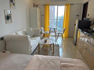 Elegant Escape , the complete home - 0