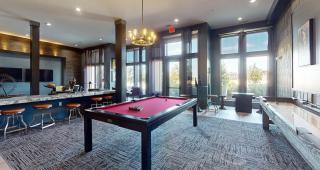 Modern & Cozy Apt with pool in prime location - 8