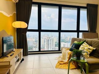 Home Away From Home in Penang - Jelutong - 9