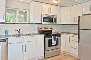 Ten Pines Cottage - Ocean Shores - 1