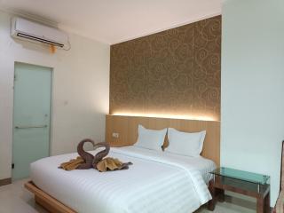 The Cabin Hotel Wirobrajan - Ngabean - 8